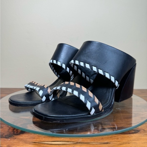 VINCE CAMUTO Kafinny Whipstitch Slide Sandal - Picture 3 of 16